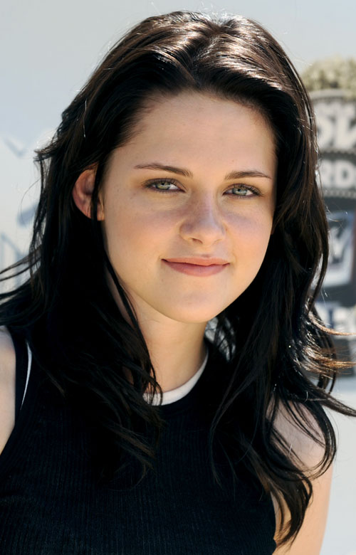 [http://st00p.homestead.com/files/Kristen_Stewart.jpg]